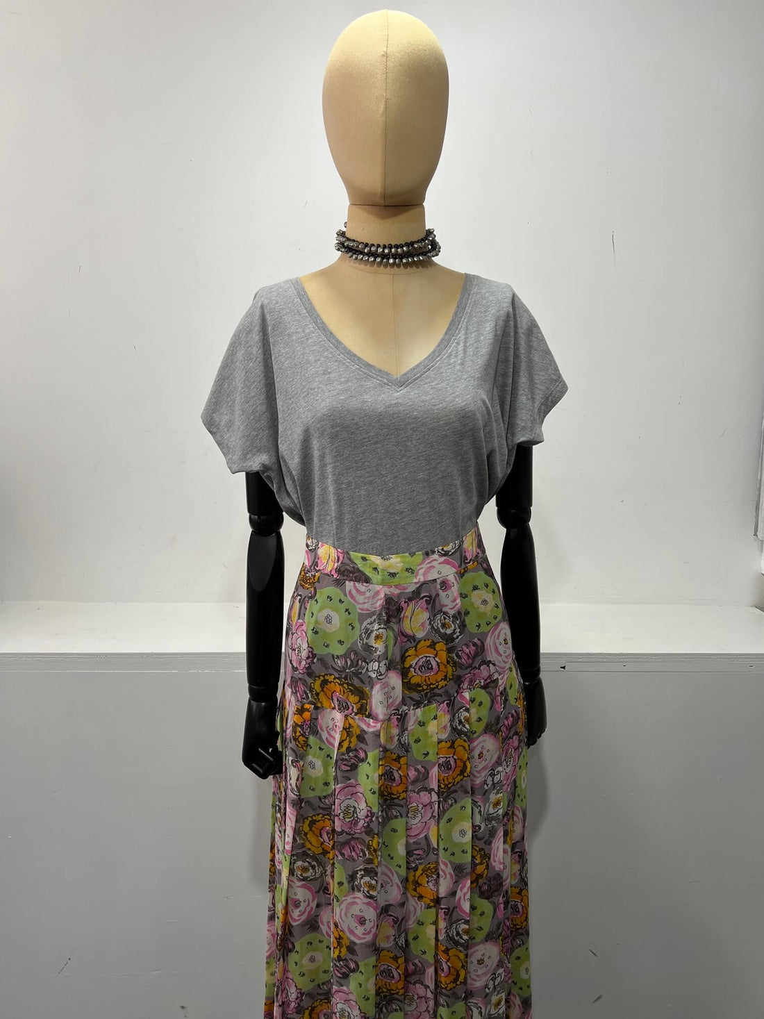 FLOWERLY VINTAGE SKIRT - Bitter and Better